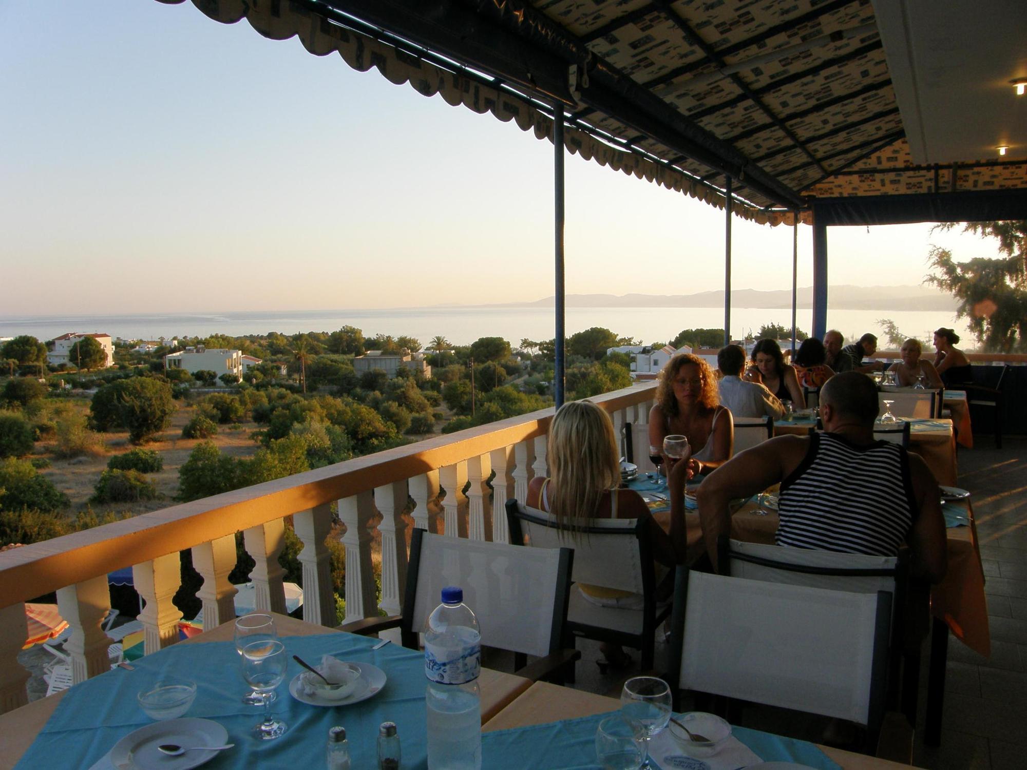 Pefkos Garden Hotel Pefki Екстериор снимка